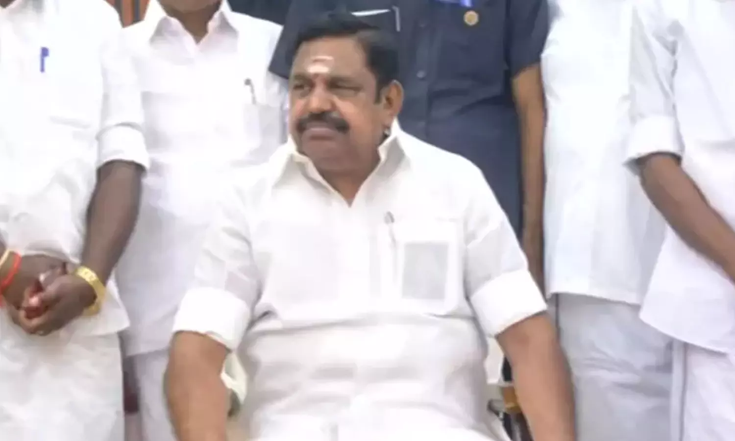 ஆண்டுக்கு 42 லட்சம் டன் நெல் கொள்முதல்: முதலமைச்சர் கூறுவது பச்சை பொய்- எடப்பாடி பழனிசாமி