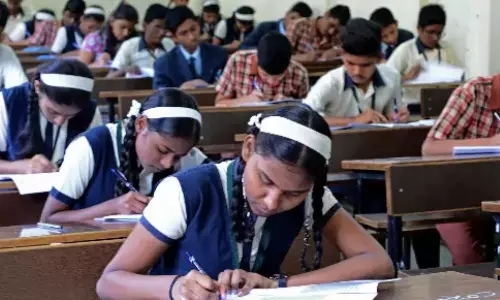 பிப்ரவரி 17 முதல் பொதுத்தேர்வு.. 10, 12 ஆம் வகுப்புக்கான தேர்வு அட்டவணையை வெளியிட்ட CBSE