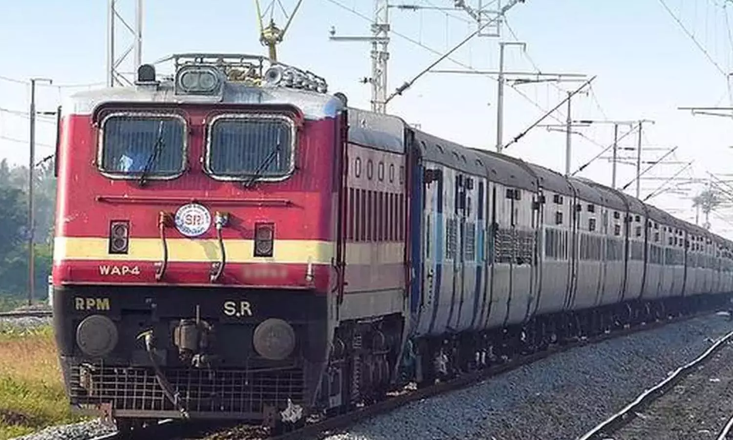 வைகை எக்ஸ்பிரஸ் ரெயில் சேவையில் மாற்றம்- தெற்கு ரெயில்வே அறிவிப்பு