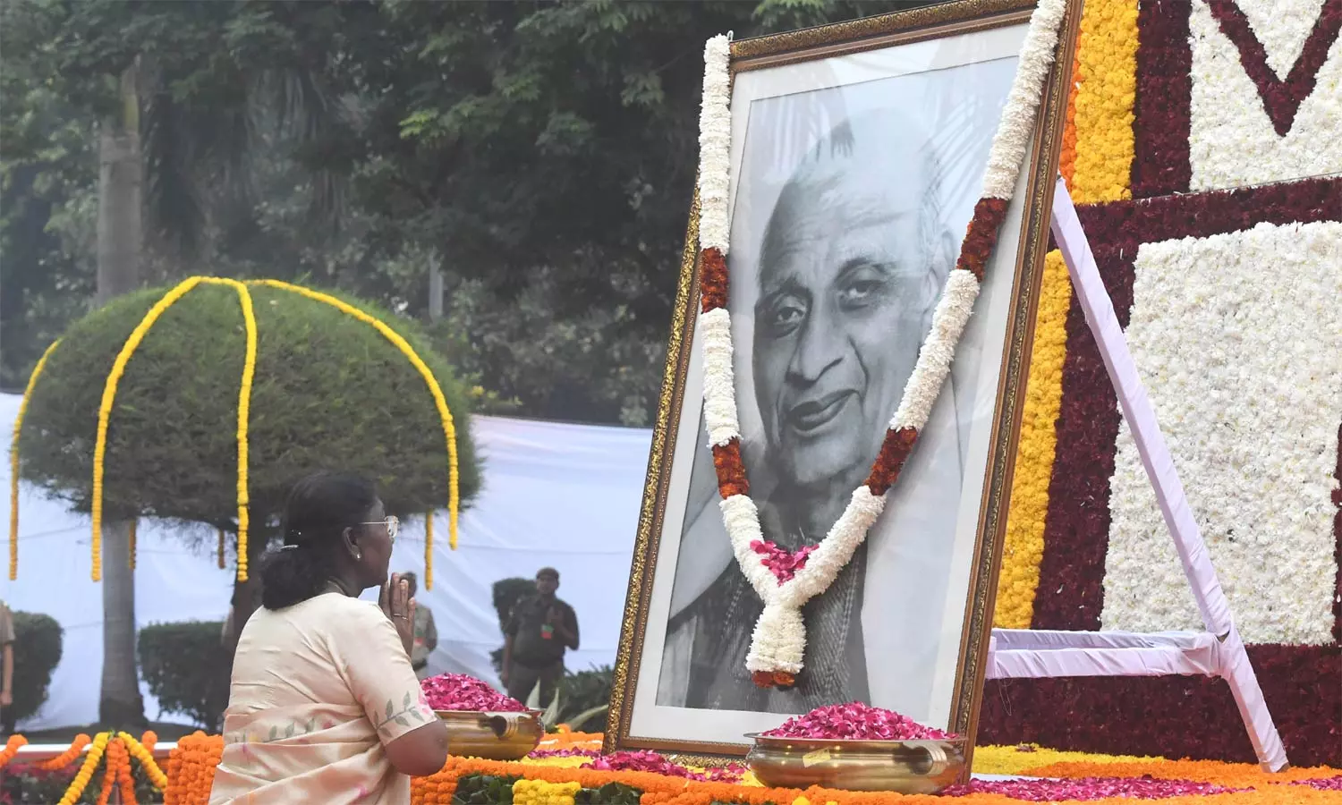 வல்லபாய் படேலின் அர்ப்பணிப்பு, தேசிய சேவை மனப்பான்மை அனைவருக்கும் உத்வேகம் அளிக்கிறது- ஜனாதிபதி வல்லபாய் படேலின் அர்ப்பணிப்பு, தேசிய சேவை மனப்பான்மை அனைவருக்கும் உத்வேகம் அளிக்கிறது- ஜனாதிபதி