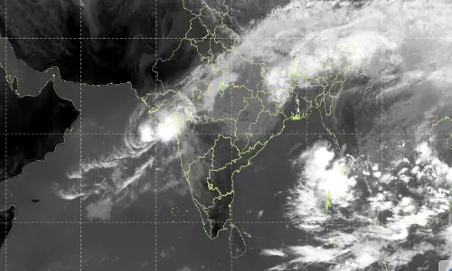 வங்கக்கடலில் அடுத்த 48 மணி நேரத்தில் புதிய காற்றழுத்த தாழ்வு பகுதி உருவாக வாய்ப்பு