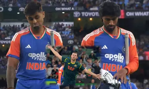 ஹேசில்வுட் மிரட்டல்: பவர்பிளேயில் 4 விக்கெட்டுகளை இழந்து இந்தியா தடுமாற்றம்