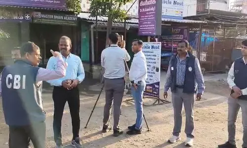 கரூர் கூட்ட நெரிசல் விவகாரம்: வேலுச்சாமிபுரத்தில் 2-வது நாளாக சிபிஐ விசாரணை