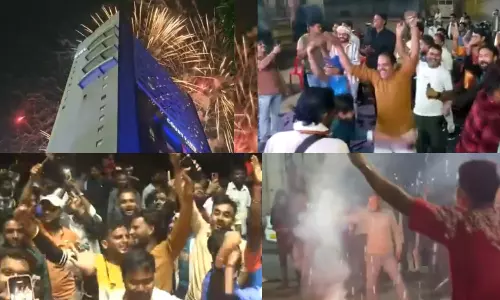 VIDEO: மகளிர் உலக கோப்பை வெற்றி..  நள்ளிரவில் வீதிகளில் திரண்ட மக்கள்.. நாடு முழுவதும் கொண்டாட்டம்