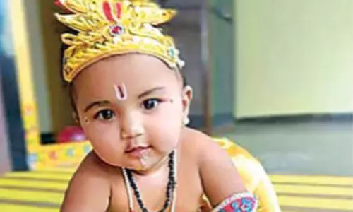 தெலுங்கானாவில் அடித்தது யோகம்: ரூ.500 பரிசு சீட்டில் ரூ.16 லட்சம் வீடு வென்ற 10 மாத குழந்தை