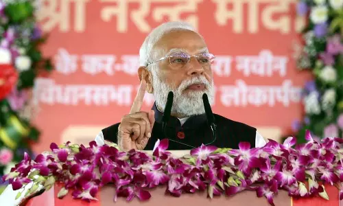 வளர்ச்சிக்கு பெயர் பெற்றது என்.டி.ஏ., அழிவுக்கு பெயர் பெற்றது ஆர்.ஜே.டி.-காங்கிரஸ்- பிரதமர் மோடி குற்றச்சாட்டு