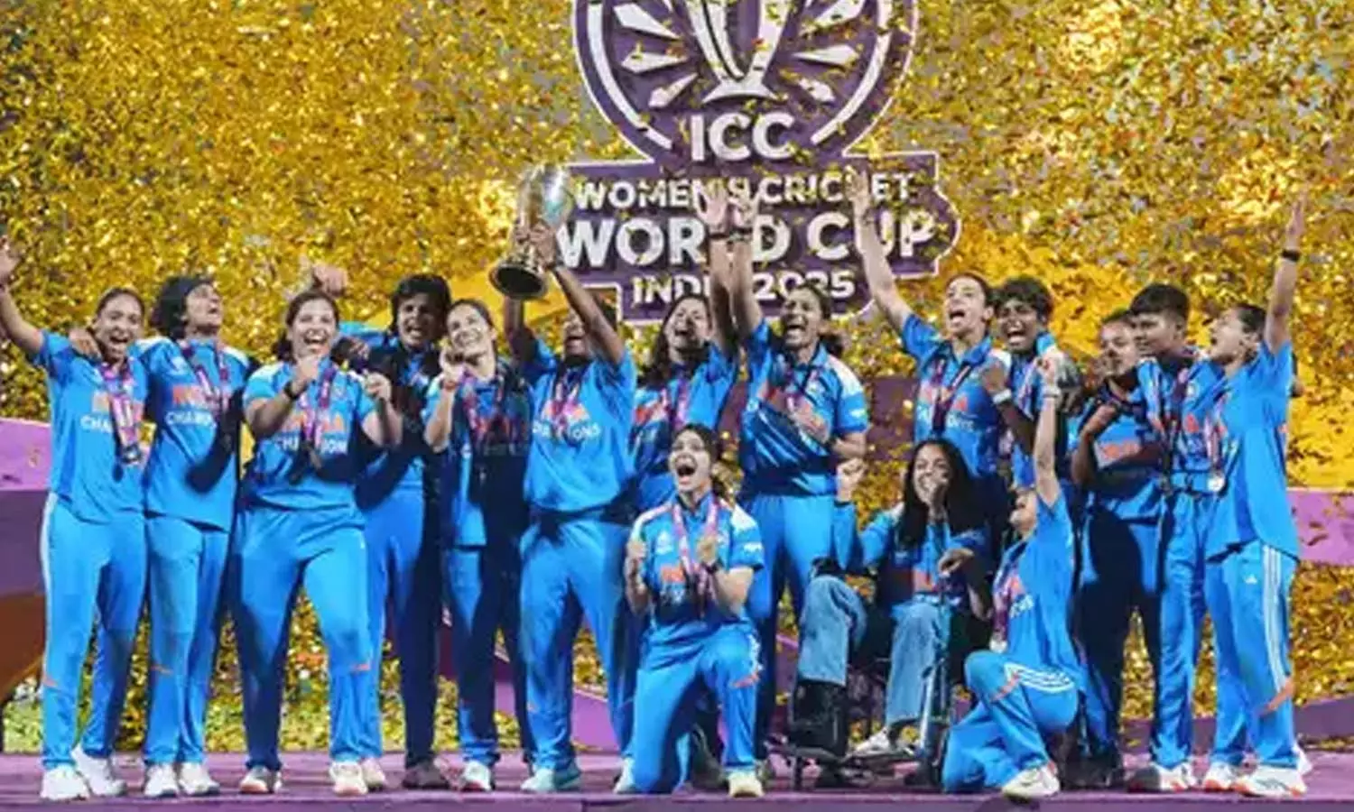 உலக கோப்பை வெற்றியால் இந்திய கிரிக்கெட் வீராங்கனைகளின் விளம்பர மதிப்பு அதிகரிப்பு