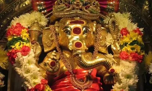 Indraya Panchangam மற்றும் முக்கிய நிகழ்வுகள்- 4 நவம்பர் 2025: தேவக்கோட்டை ஸ்ரீ ரங்கநாதர் புறப்பாடு