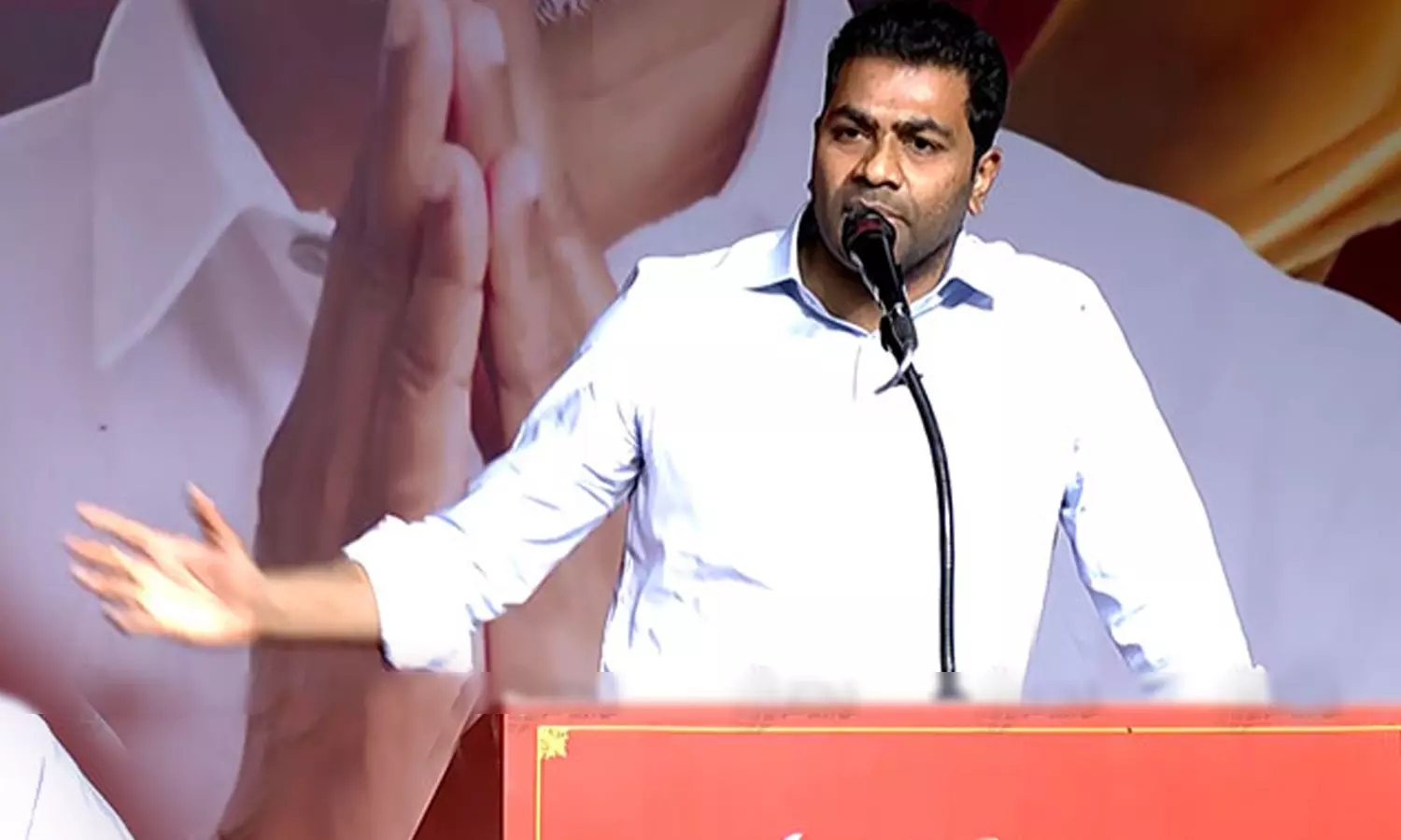 தைரியம் இருந்தா என் தலைவர் மேல... ஆதவ் அர்ஜுனா ஒருமையில் பேச்சு தைரியம் இருந்தா என் தலைவர் மேல... ஆதவ் அர்ஜுனா ஒருமையில் பேச்சு