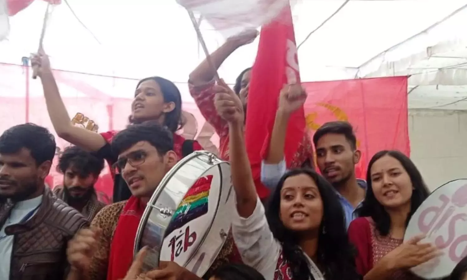 JNU பல்கலைக்கழக மாணவர் சங்க தேர்தல்: அனைத்து இடங்களையும் கைப்பற்றிய இடதுசாரி கூட்டணி.. ABVP படுதோல்வி