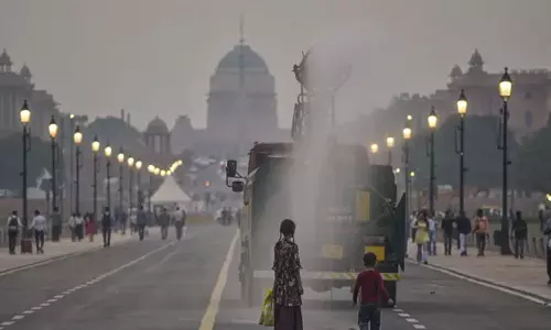 டெல்லியில் மீண்டும் மோசமடைந்த காற்றின் தரம்... வரும் நாட்களில் மிகவும் மோசம் அடையும் என எச்சரிக்கை