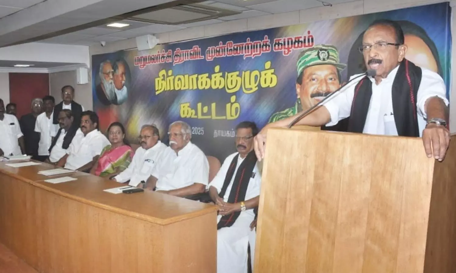 உயிரிழந்தவர்கள் குடும்பத்தினரை சென்னைக்கு அழைத்தது விஜய் செய்த பெரிய பித்தலாட்டம்- வைகோ கடும் தாக்கு