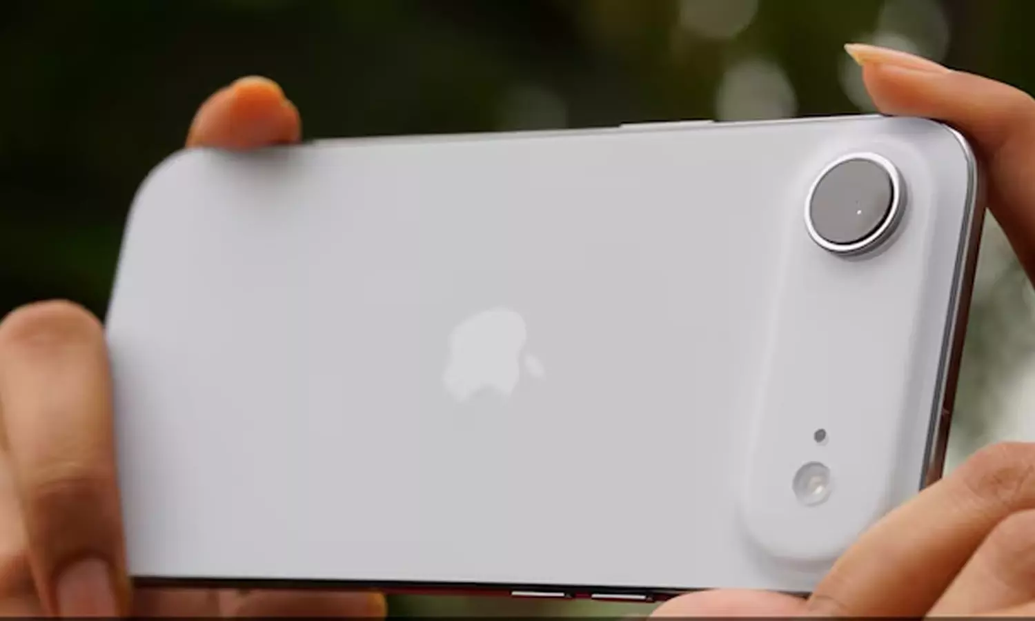 இரட்டை கேமரா சென்சார்களுடன் உருவாகும் ஐபோன் ஏர் 2? இரட்டை கேமரா சென்சார்களுடன் உருவாகும் ஐபோன் ஏர் 2?