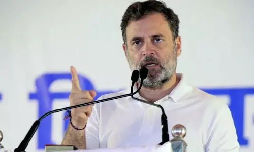 தேர்தலை திருடி பிரதமரானவர் மோடி.. பீகாரில் வாக்கு திருட்டு நடக்க ஜென் Z விடமாட்டார்கள் -ராகுல்