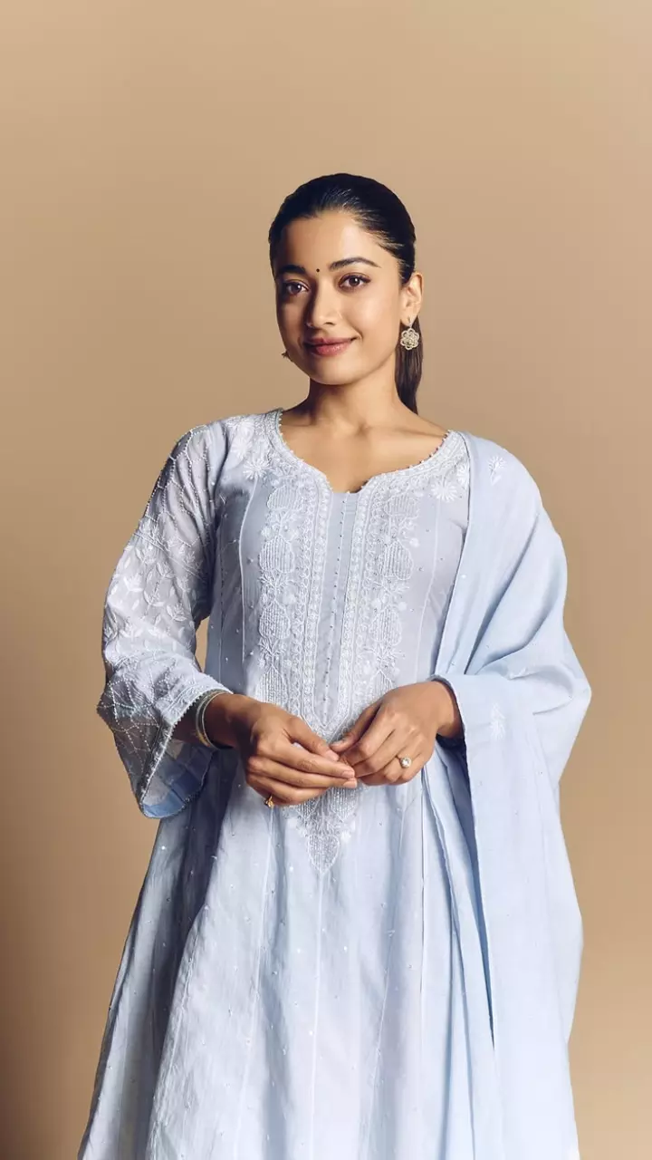 விஜய் தேவரகொண்டா - ராஷ்மிகா ஜோடிக்கு விரைவில் டும் டும் டும்... தேதி குறிச்சாச்சு...