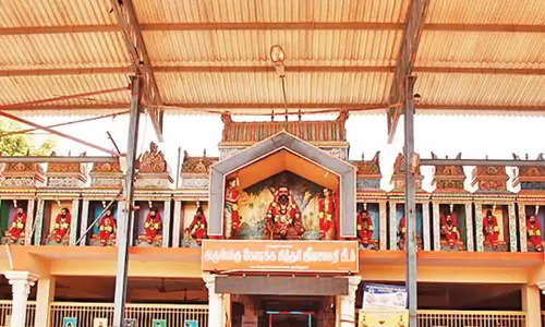 அபரிமிதமான சக்தி கொண்ட கோரக்கர் பீடம்