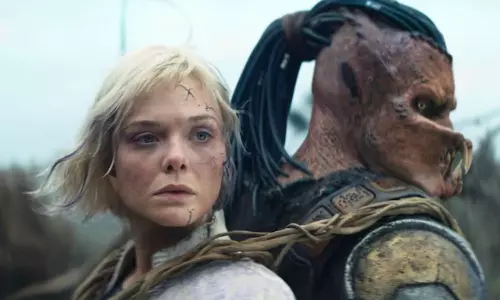 வேற்று கிரகத்தில் சாகச பயணம்.. மிரட்டலான ப்ரிடேடர் பேட் லாண்ட்ஸ் - திரைவிமர்சனம்