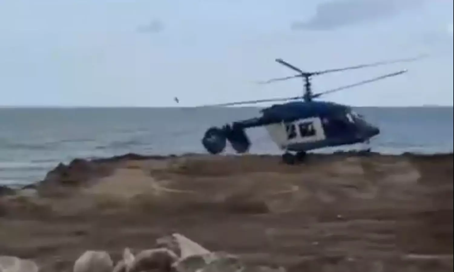 ரஷியாவில் சோகம்: ஹெலிகாப்டர் விழுந்து நொறுங்கி 5 பேர் பலி