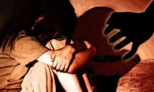 பாட்டியுடன் உறங்கிக் கொண்டிருந்த 4 வயது சிறுமி பாலியல் வன்கொடுமை.. தாத்தா கைது