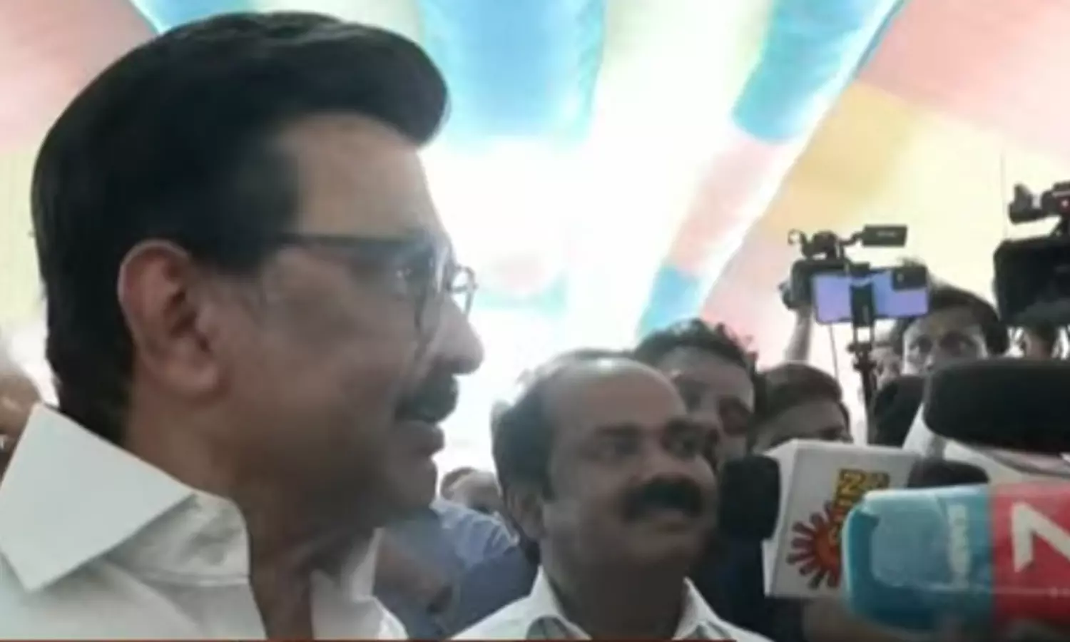 எதிர்க்கட்சிகளை பலமாகவும் பார்க்கவில்லை, பலவீனமாகவும் பார்க்கவில்லை - மு.க.ஸ்டாலின் எதிர்க்கட்சிகளை பலமாகவும் பார்க்கவில்லை, பலவீனமாகவும் பார்க்கவில்லை - மு.க.ஸ்டாலின்