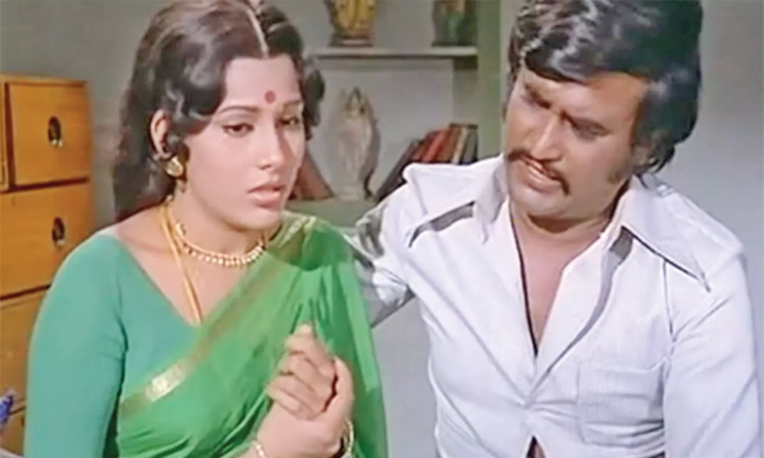 ரஜினியின் ரகசிய ஆன்மீகம் - ரஜினியின் ஹாட்ரிக் சாதனை!