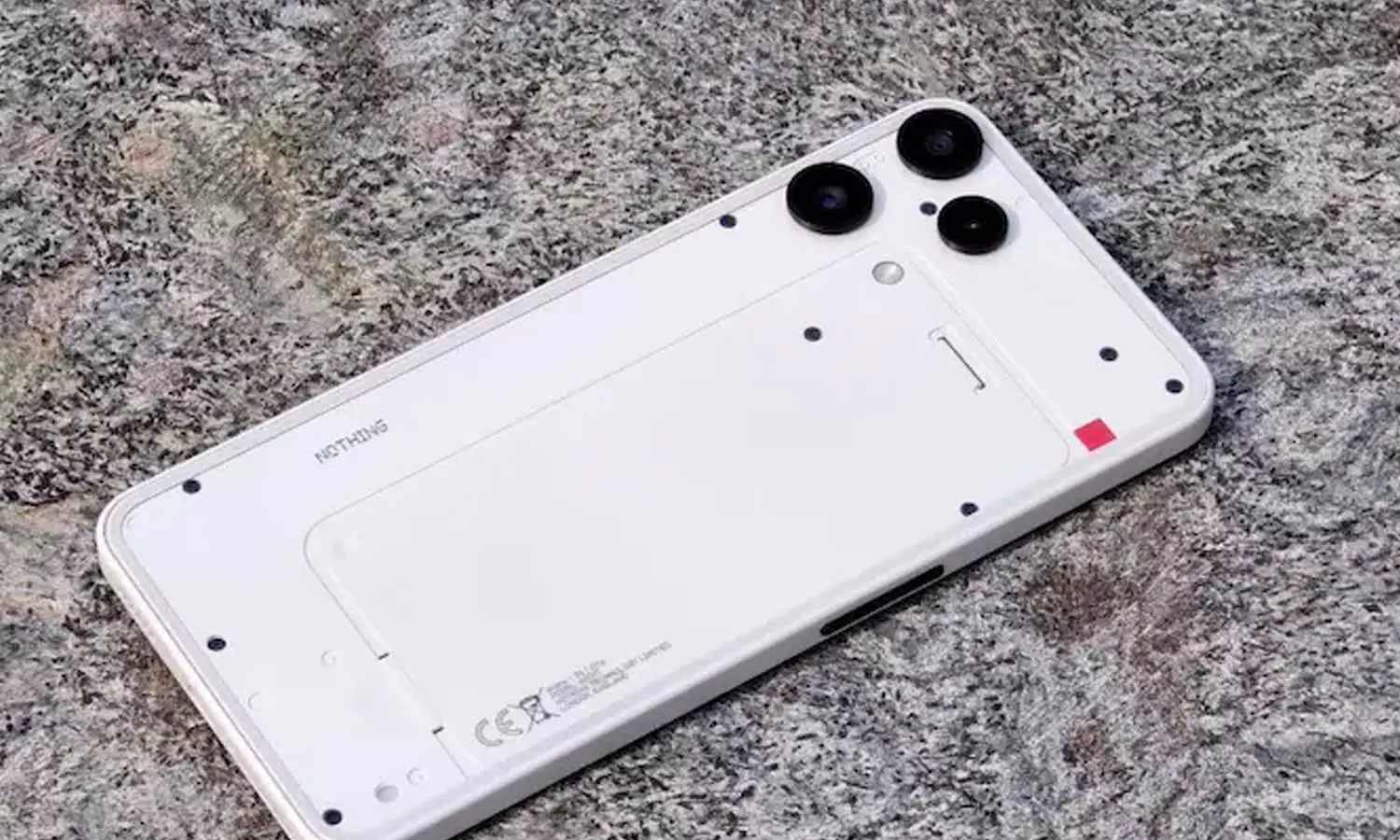 இரண்டு நிறங்களில் இந்தியா வரும் நத்திங் ஸ்மார்ட்போன்... எந்த மாடல்? இரண்டு நிறங்களில் இந்தியா வரும் நத்திங் ஸ்மார்ட்போன்... எந்த மாடல்?