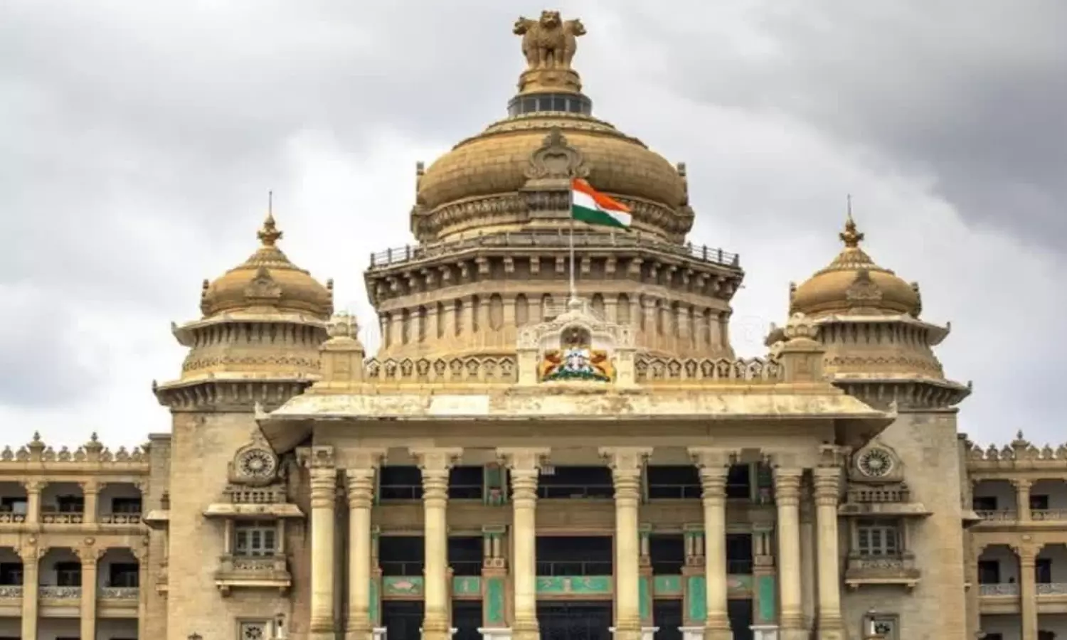 டெல்லி கார் குண்டுவெடிப்பு எதிரொலி: பெங்களூருவில் பாக்., சீனா நாட்டினரின் சொத்துகளை ஏலம் விட முடிவு