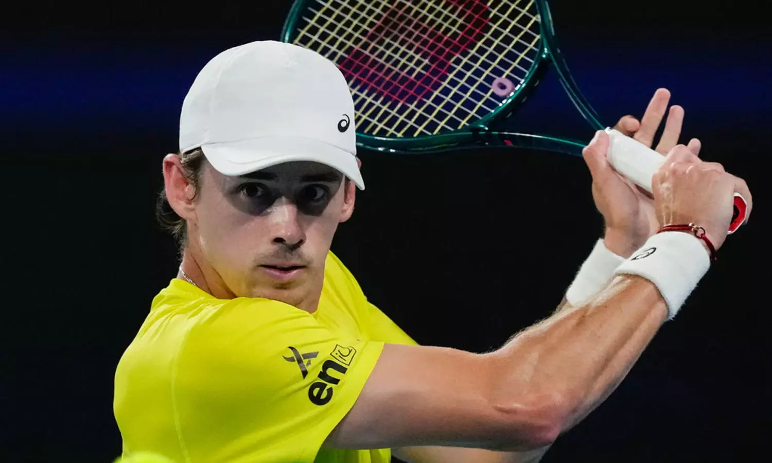 ஆண்கள் டென்னிஸ் சாம்பியன்ஷிப்: 3வது சுற்றில் அலெக்ஸ் டி மினார் வெற்றி