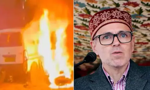 அனைத்து காஷ்மீரி முஸ்லிம்களும் பயங்கரவாதிகள் அல்ல - உமர் அப்துல்லா