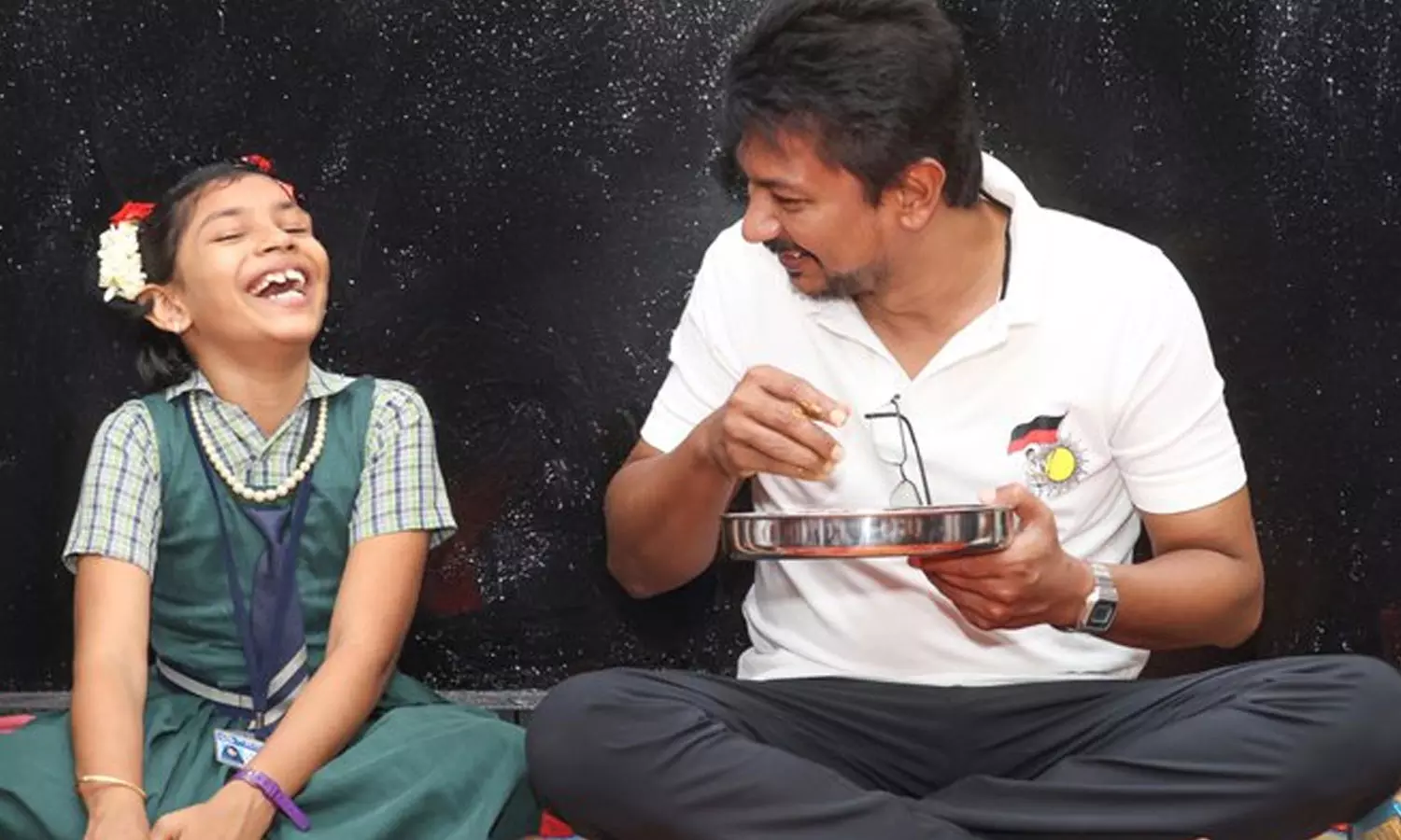 குழந்தைகளின் முன்னேற்றத்துக்கு என்றும் துணை நிற்போம்!- உதயநிதி ஸ்டாலின்