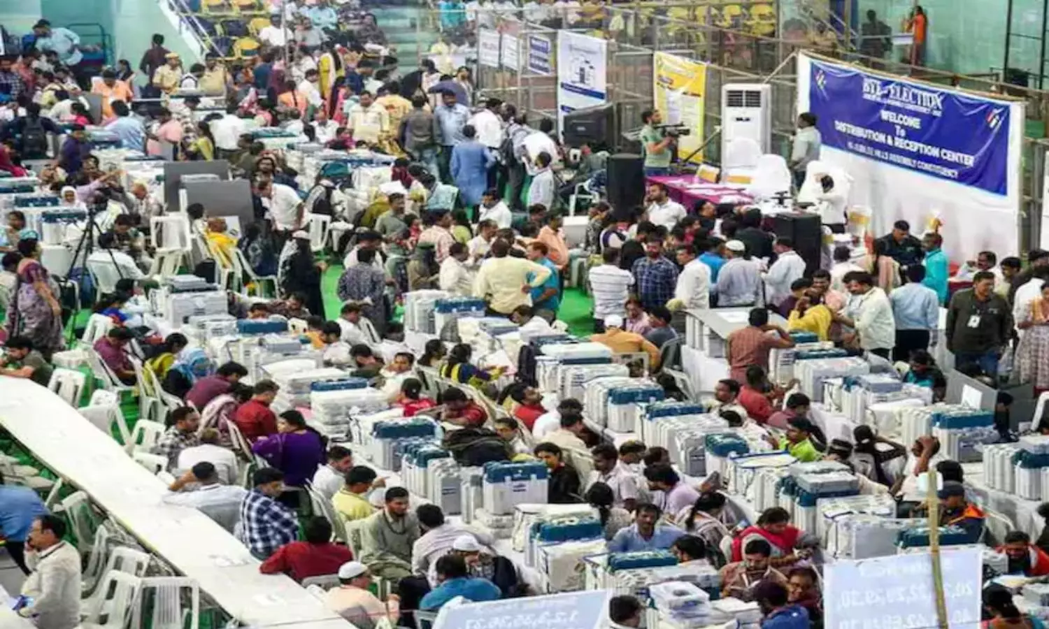 இடைத்தேர்தல் முடிவுகள்: தெலுங்கானா, ராஜஸ்தானில் காங்கிரஸ்.. ஜம்மு காஷ்மீர், ஒடிசாவில் பாஜக வெற்றி முகம்