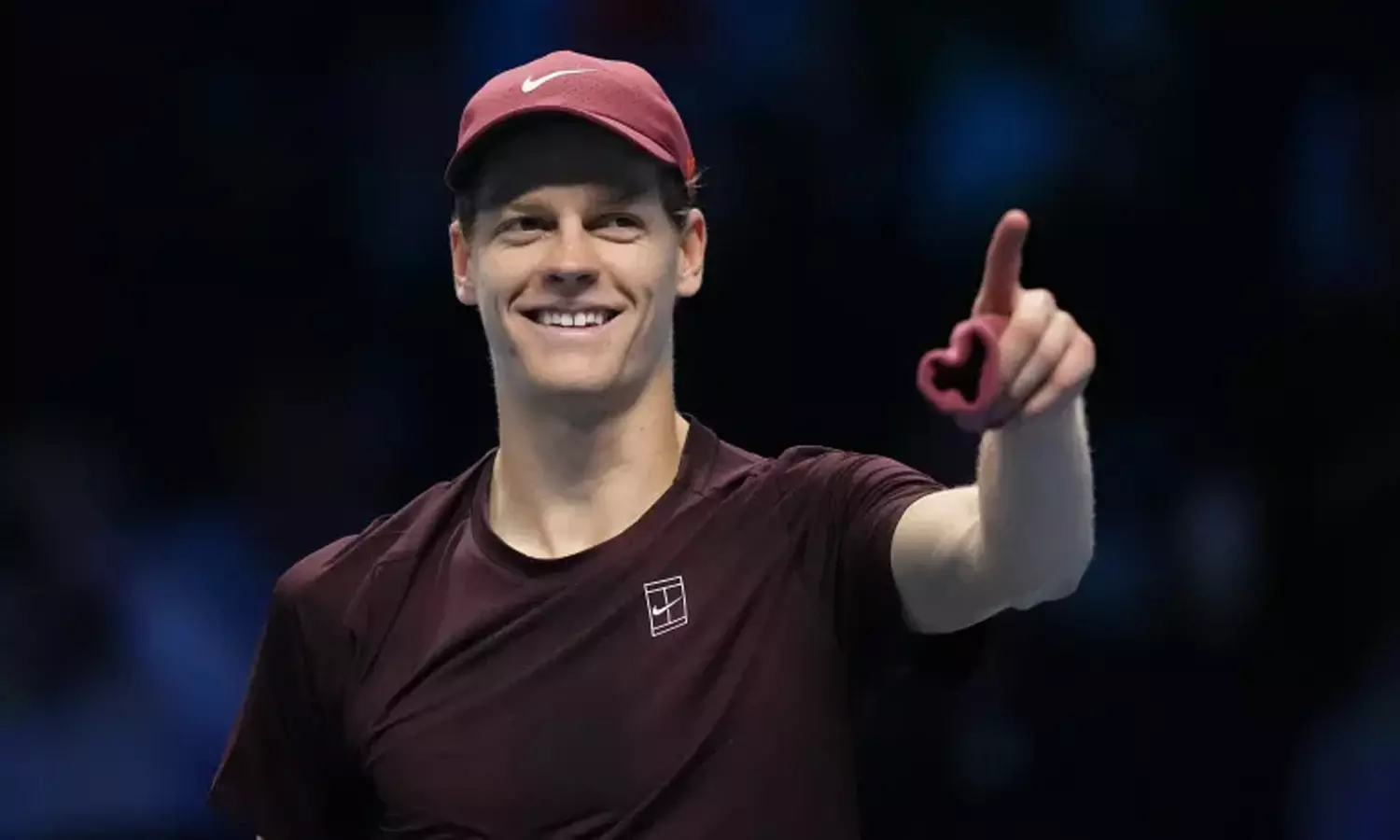 ஆண்கள் டென்னிஸ் சாம்பியன்ஷிப்: 3வது சுற்றிலும் சின்னர் வெற்றி