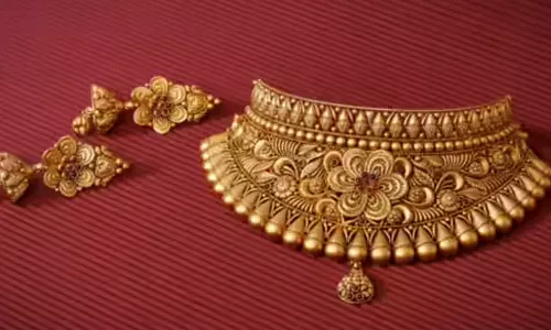 GOLD PRICE TODAY : சற்று குறைந்த தங்கம் மற்றும் வெள்ளி விலை- எவ்வளவு தெரியுமா?