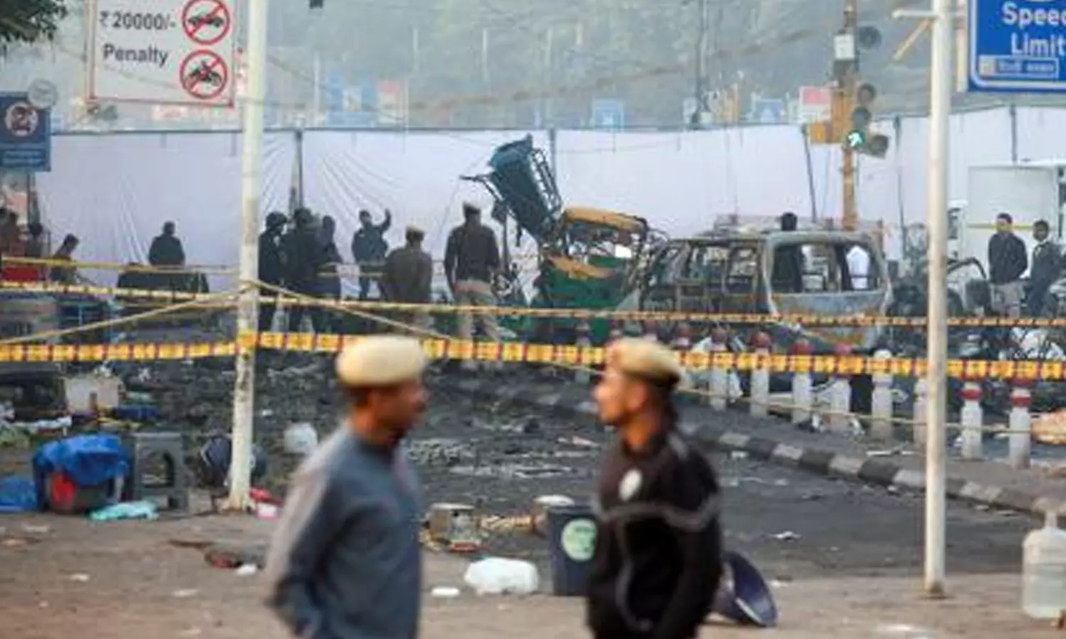 டெல்லி கார் குண்டு வெடிப்பு: கைதான 4 டாக்டர்களின் பதிவு ரத்து- தேசிய மருத்துவ ஆணையம் நடவடிக்கை