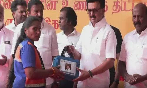 தூய்மை பணியாளர்களுக்கு உணவுத் திட்டம்- முதலமைச்சர் மு.க.ஸ்டாலின் தொடங்கி வைத்தார்