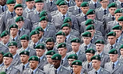 18 வயது நிரம்பியவர்களுக்கு கட்டாய ராணுவ சேவை: ஜெர்மனி அரசு முடிவு