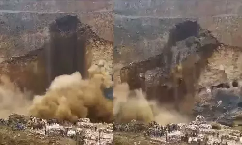 VIDEO: ஆப்பிரிக்க நாடான காங்கோவில் உள்ள சுரங்கத்தில் பயங்கர நிலச்சரிவு - 32 பேர் உயிரிழப்பு