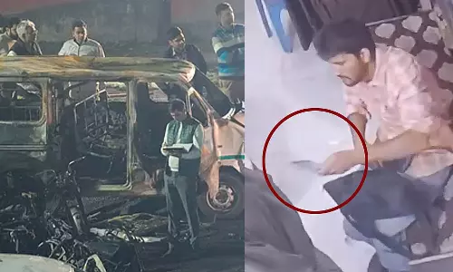 டெல்லி கார் குண்டு வெடிப்பு- தீவிரவாதியின் 2 செல்போன்களை தேடும் பணி தீவிரம்