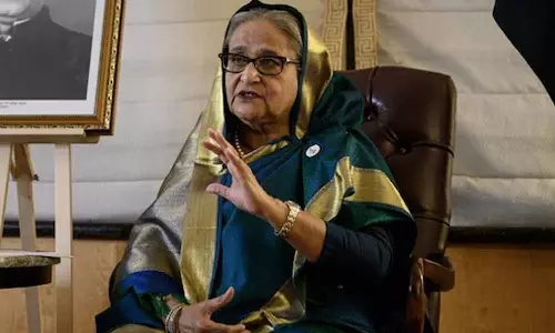 அரசியல் பழிவாங்கும் நடவடிக்கை: ஷேக் ஹசீனா குற்றச்சாட்டு