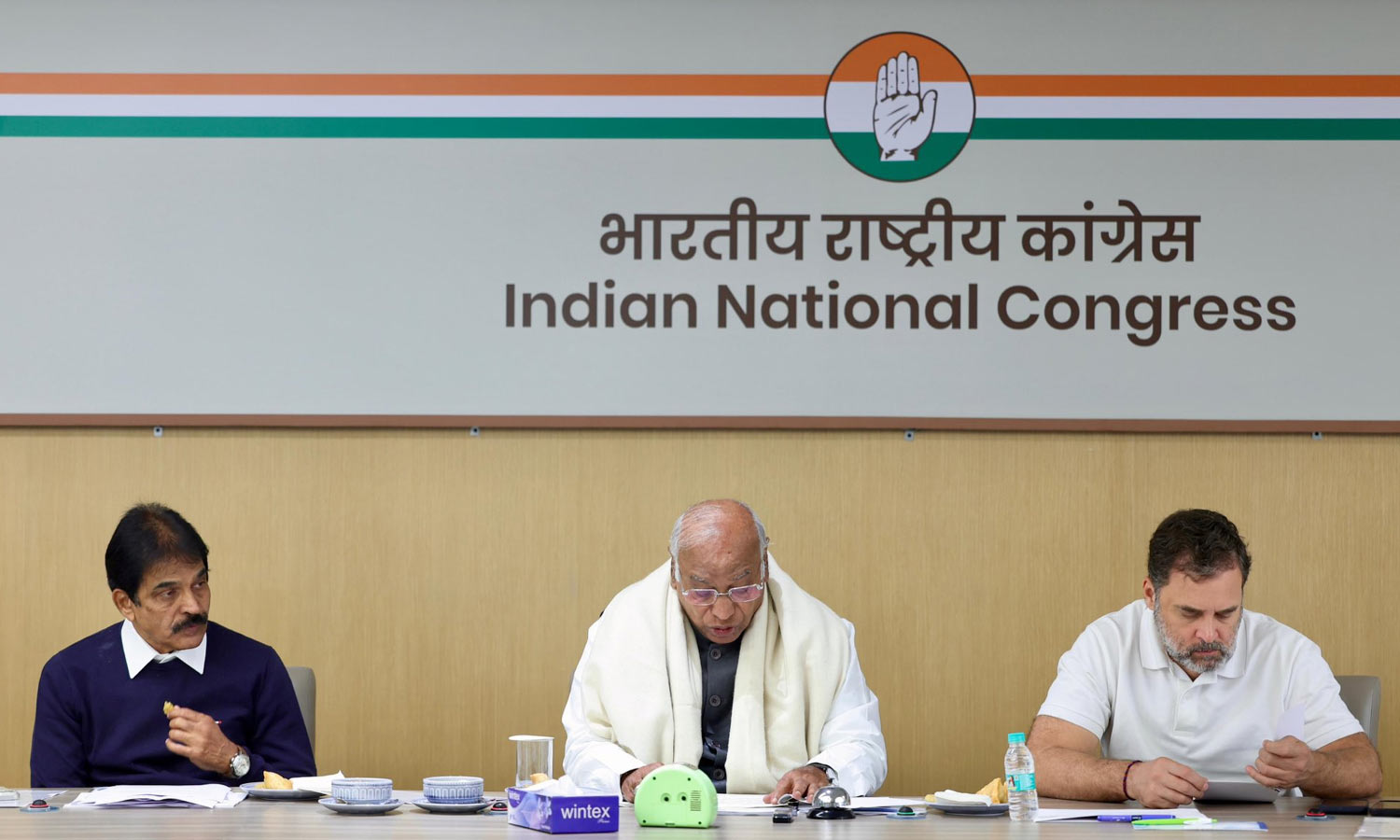 வாக்காளர் பட்டியலின் நேர்மையைப் பாதுகாப்பதில் நாங்கள் உறுதியாக உள்ளோம்: மல்லிகார்ஜுன கார்கே