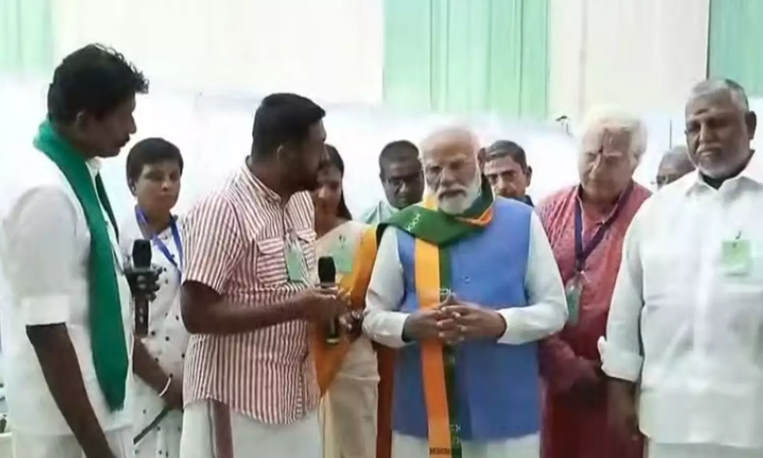 இயற்கை வேளாண் மாநாட்டு கண்காட்சியை தொடங்கி வைத்தார் பிரதமர் மோடி இயற்கை வேளாண் மாநாட்டு கண்காட்சியை தொடங்கி வைத்தார் பிரதமர் மோடி