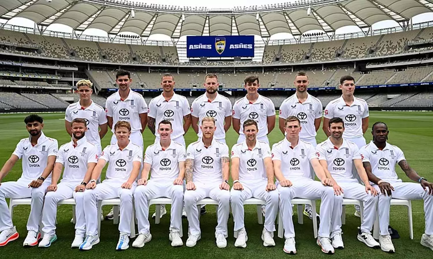 ஆஷஸ் தொடர்: டுவிஸ்ட்டுடன் இங்கிலாந்து அணி அறிவிப்பு
