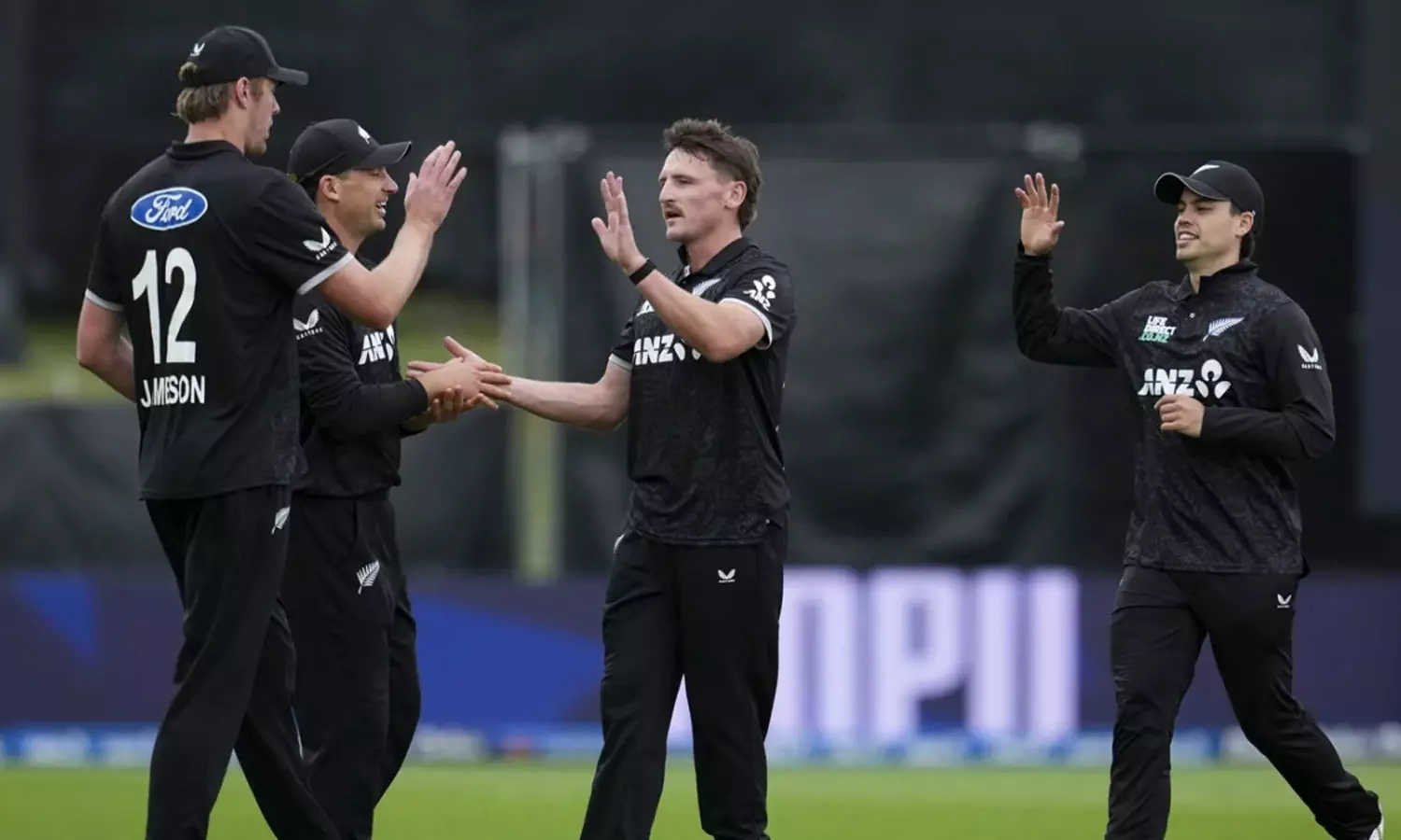 2வது போட்டியிலும் வெற்றி: வெஸ்ட் இண்டீசுக்கு எதிரான ஒருநாள் தொடரை கைப்பற்றியது நியூசிலாந்து