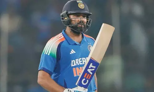 ஒருநாள் பேட்டர் தரவரிசை: 22 நாட்களுக்குள் ரோகித் சர்மாவின் முதல் இடத்தை பறித்த நியூசிலாந்து வீரர்