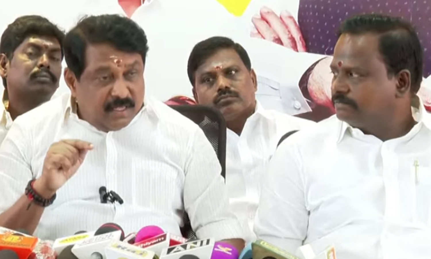 தமிழ்நாட்டில் பெண்களுக்கு எதிரான குற்றங்கள் 13 சதவீதம் அதிகரிப்பு - நயினார் நாகேந்திரன்