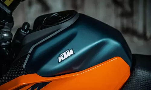 உலகளவில் 125, 250 and 390 டியூக் பைக்குகளை திரும்பப் பெறும் கேடிஎம்!