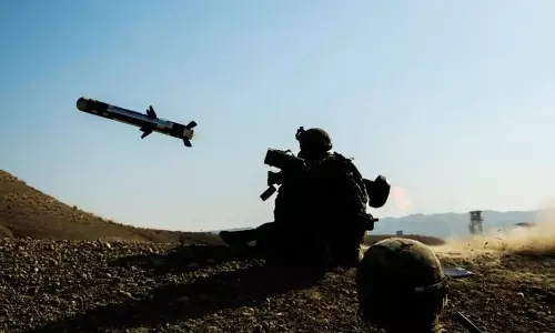 டாங்கி எதிர்ப்பு ஏவுகணை-பீரங்கி குண்டுகள்: இந்தியாவுக்கு ரூ.823 கோடி ஆயுதங்கள் விற்பனை- அமெரிக்கா அறிவிப்பு