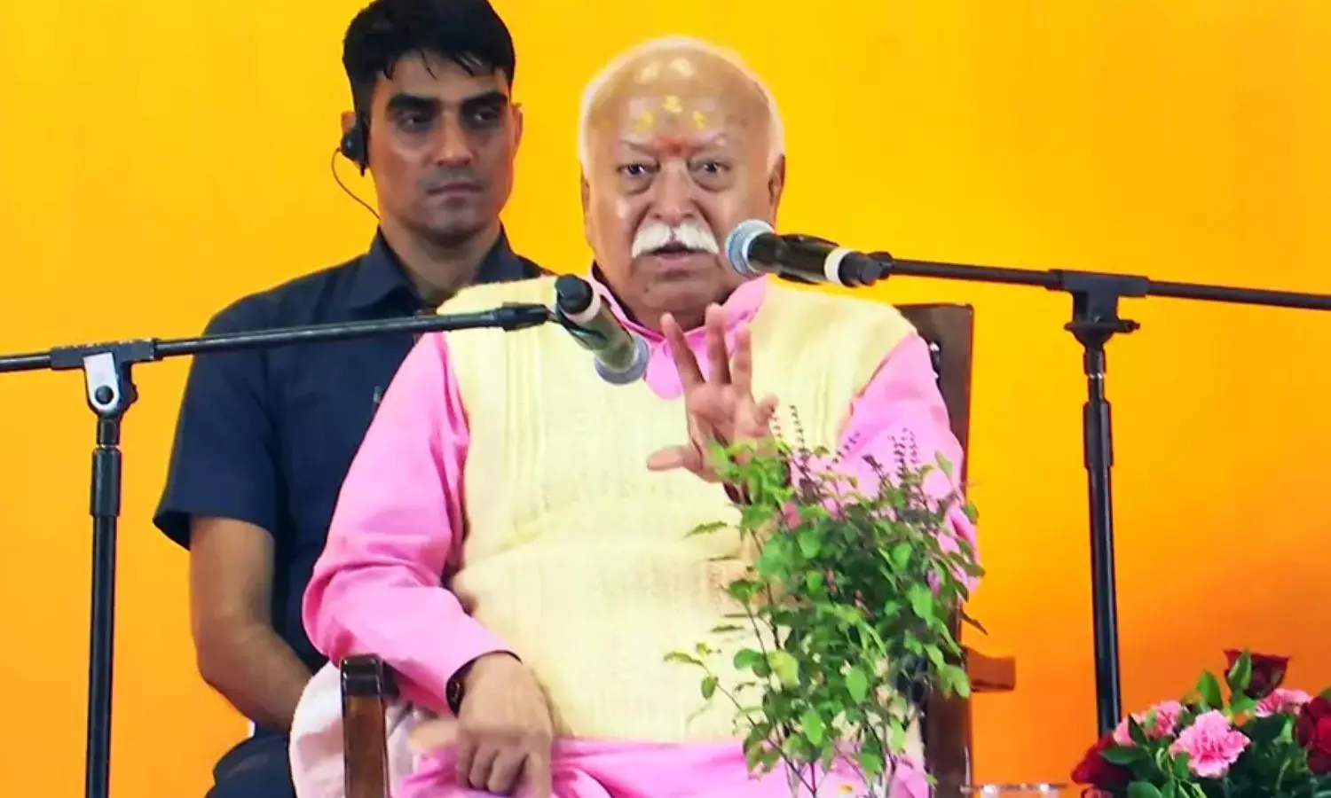 இந்துக்கள் இல்லையென்றால் உலகம் இல்லாமல் போய்விடும் - ஆர்.எஸ்.எஸ் தலைவர் மோகன் பகவத்!