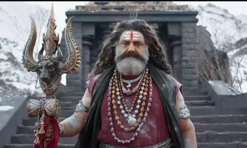 இந்தியாவில் எங்கும் தெரிவது சனாதன தர்மம் - அகண்டா 2 தமிழ்  டிரெய்லர்!