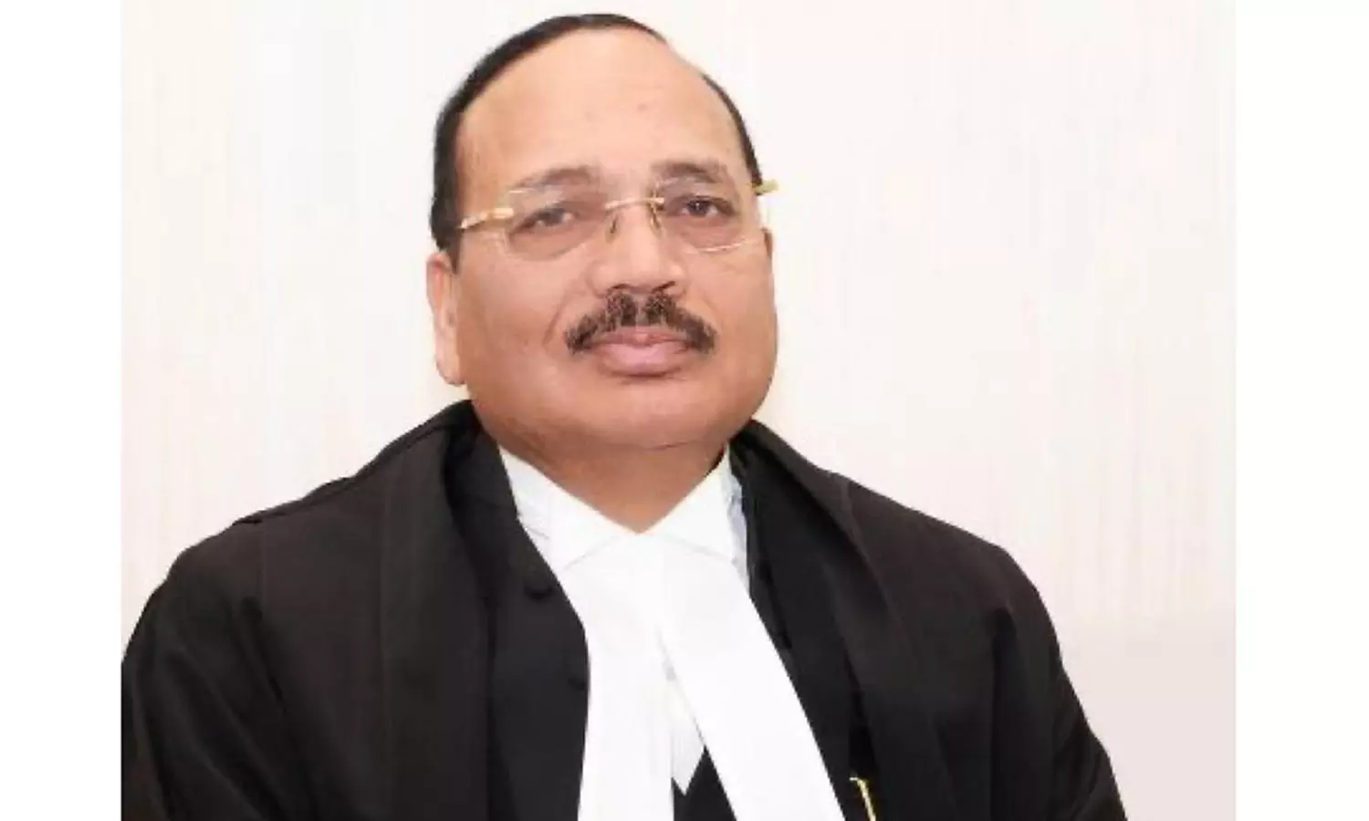 சுப்ரீம் கோர்ட் தலைமை நீதிபதியாக இன்று பதவியேற்கிறார் சூர்யகாந்த்